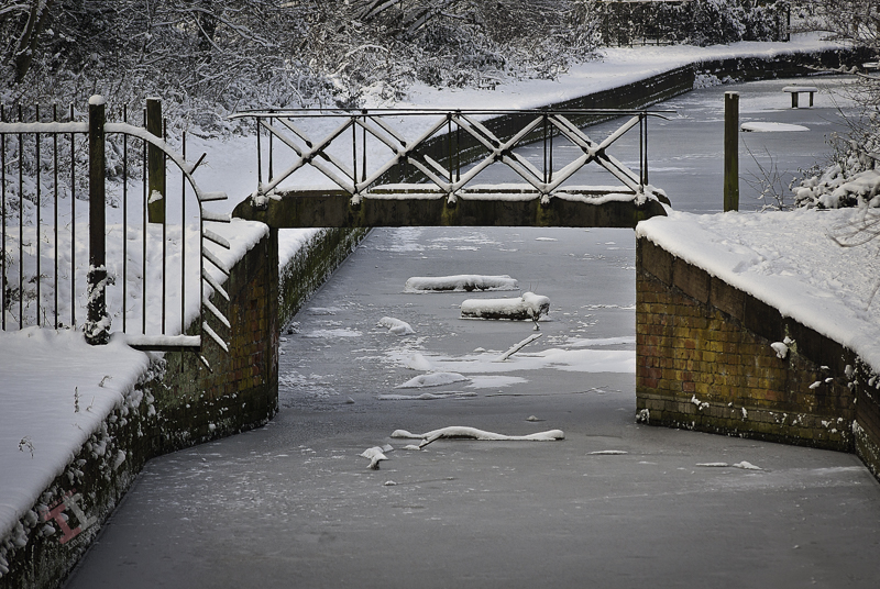 A small cast-iron footbridge over the Shropshire Canal at Coalport